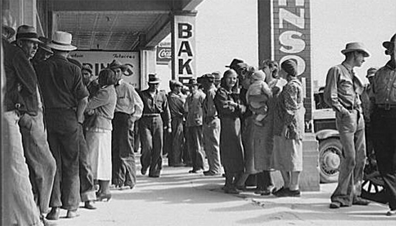 Figure 19.1 The Great Depression At times, such as when many people having trouble making ends meet, it is easy to tell how the economy is doing. This photograph shows people lined up during the Great Depression, waiting for relief checks. At other times, when some are doing well and others are not, it is more difficult to ascertain how the economy of a country is doing.